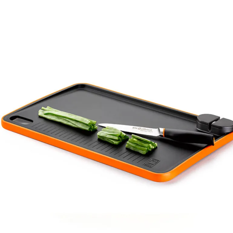 Set de 3 cuchillos Efficient con tabla para cortar